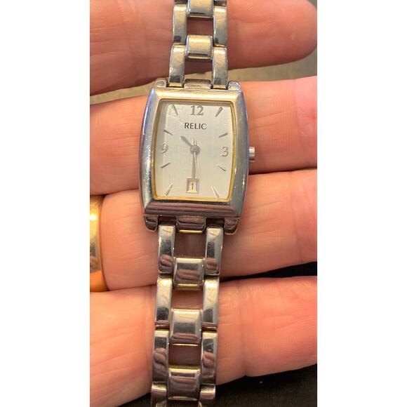 Women's 23mm Silver Tone Relic Watch, Date Window - Picture 3 of 3
